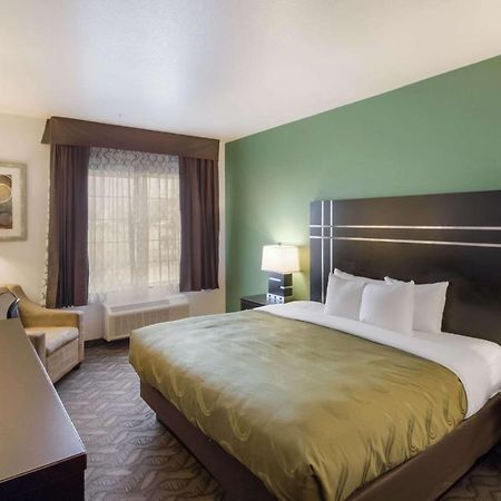 Quality Inn & Suites Airport West Salt Lake City Exterior photo
