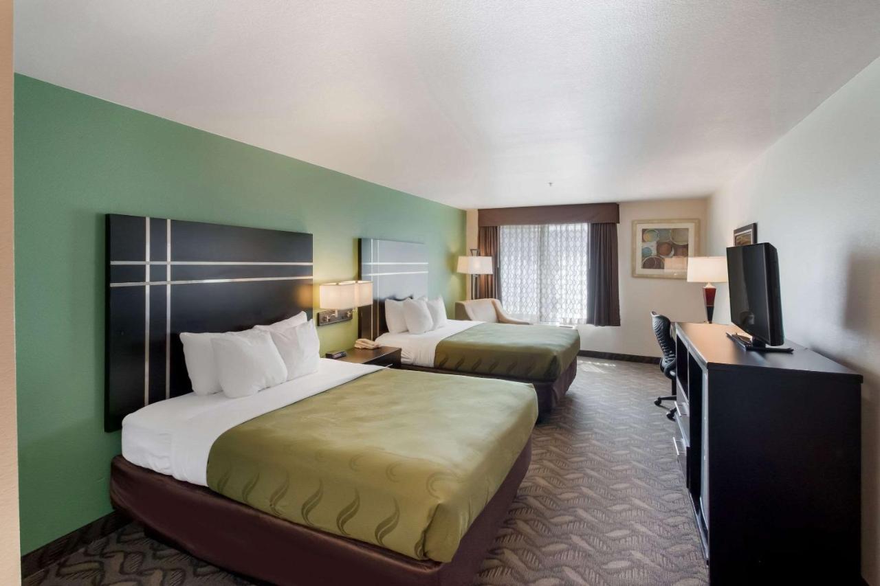 Quality Inn & Suites Airport West Salt Lake City Exterior photo