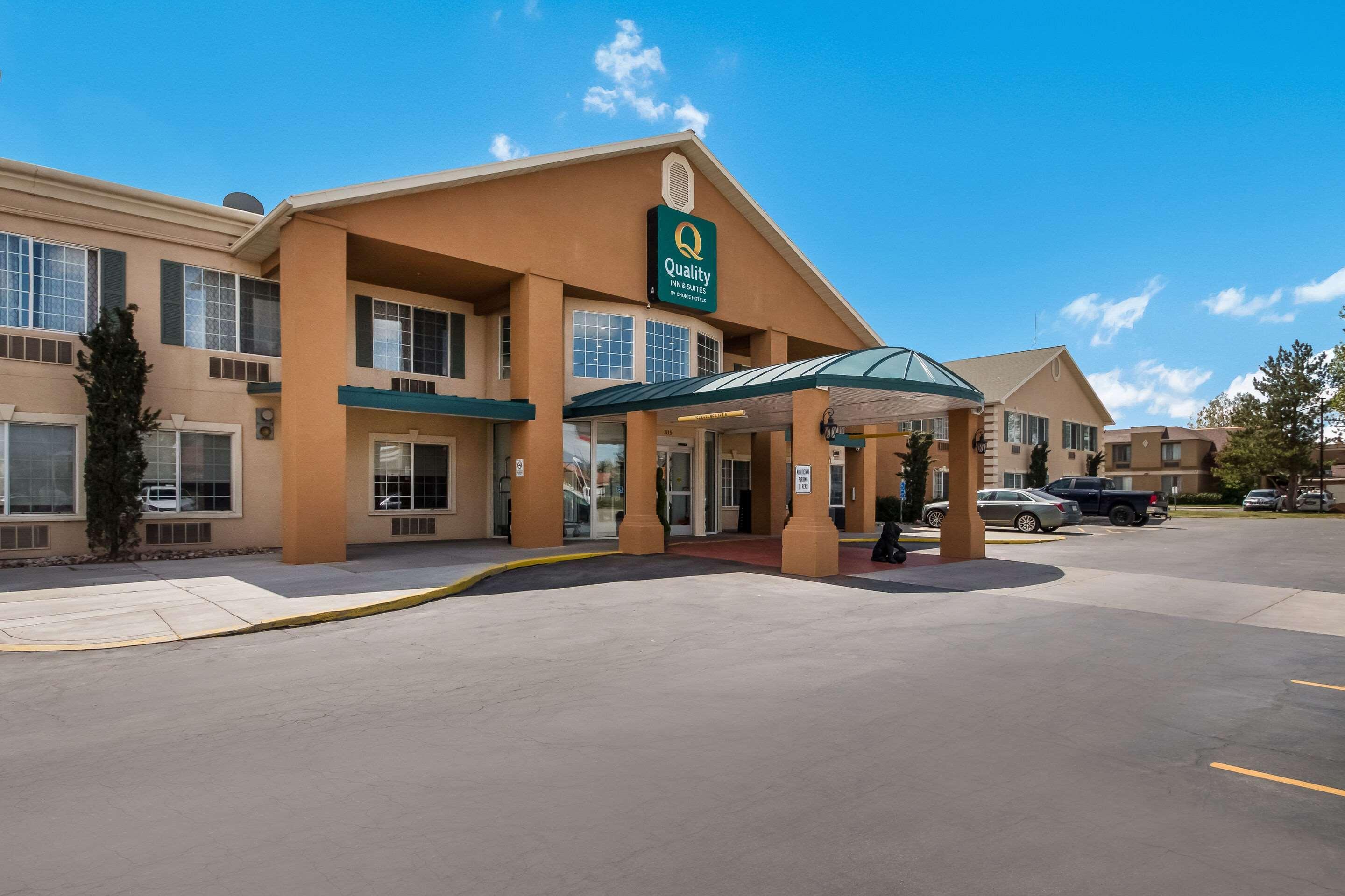 Quality Inn & Suites Airport West Salt Lake City Exterior photo
