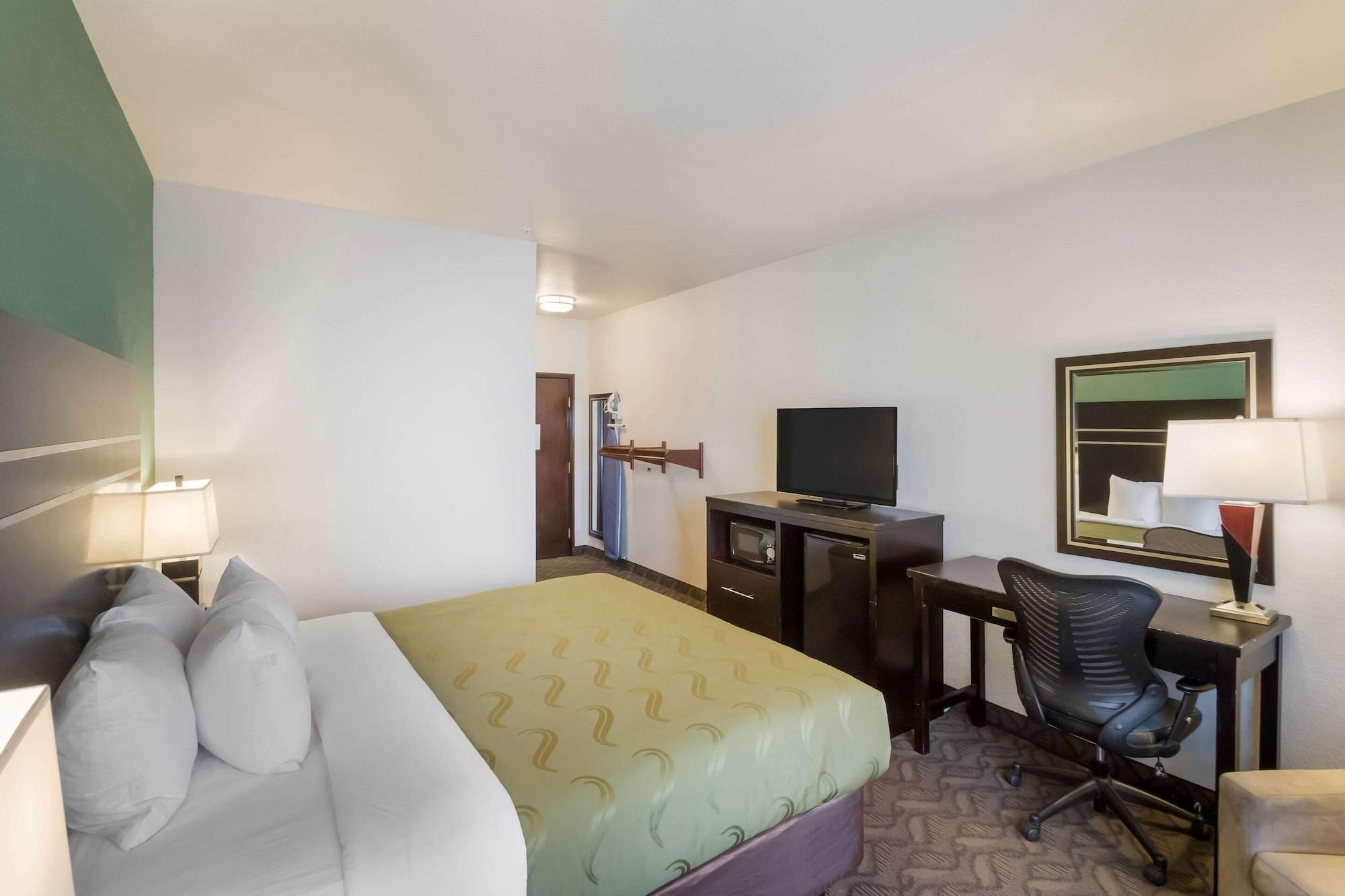 Quality Inn & Suites Airport West Salt Lake City Exterior photo