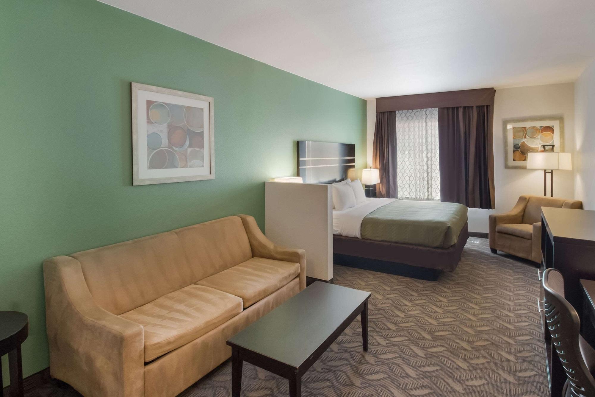 Quality Inn & Suites Airport West Salt Lake City Exterior photo