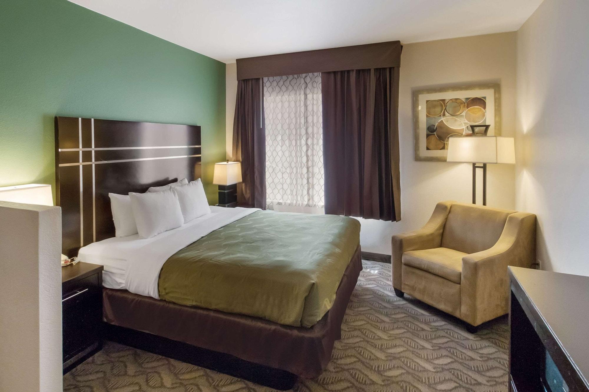 Quality Inn & Suites Airport West Salt Lake City Exterior photo